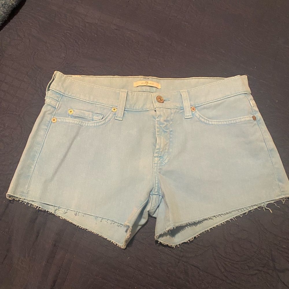Like New Shorts 7 For All Mankind size 27